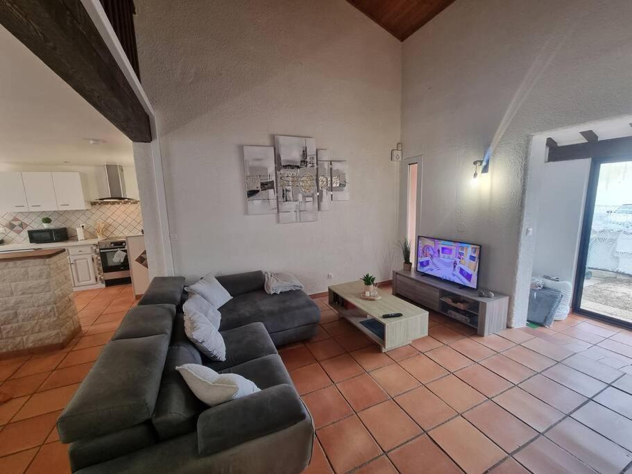 Jolie Villa Piscine A 15 Min Du Barcares Salses-le-Chateau Exterior foto